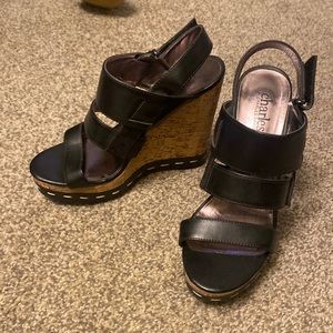 Charles David size 7 wedges